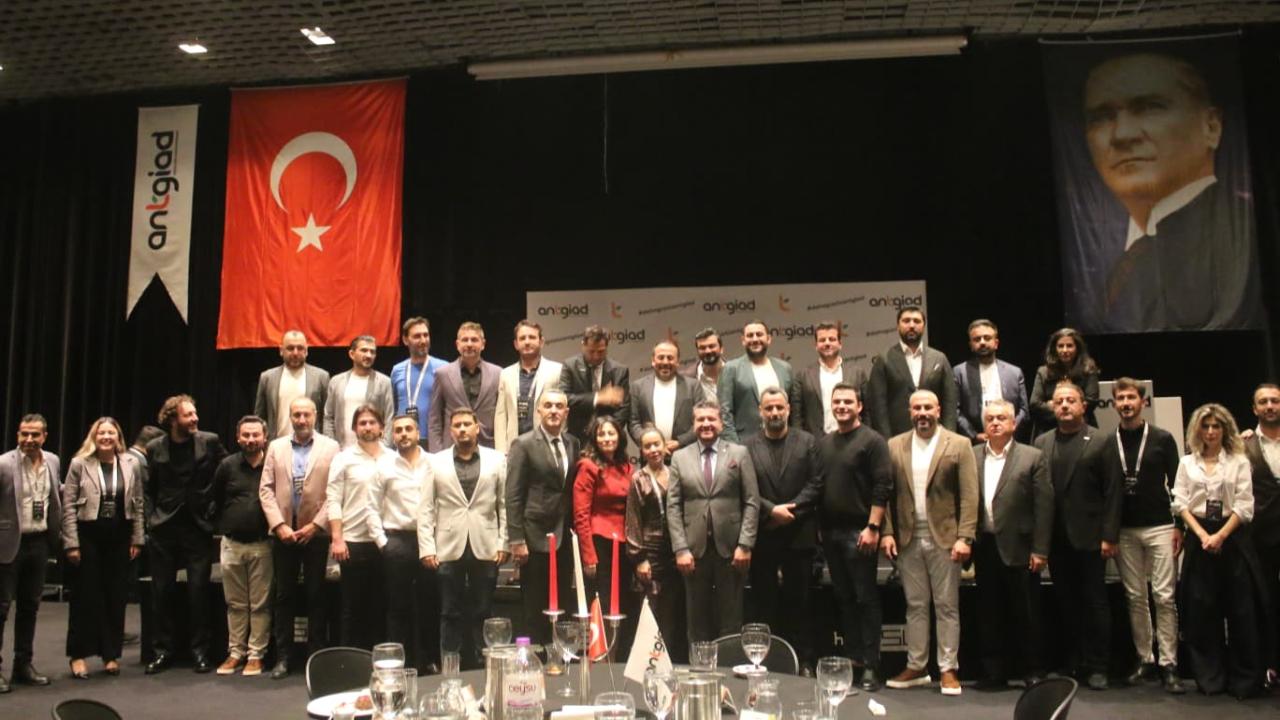 Hüseyin Özbek Antalya’da yaşadıklarını anlattı! Franchise hatası, AVM yanılgısı, kredi krizi