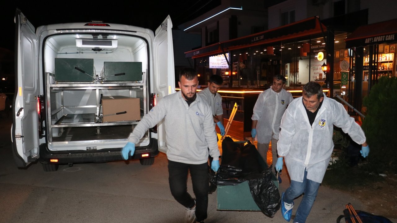 Husumetli kuzenlerin barışma buluşması silahlı kavgaya dönüştü: 1 ölü