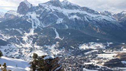 İtalyan Alpleri'nde çığ düşmesi sonucu 5 kişi yaşamını yitirdi