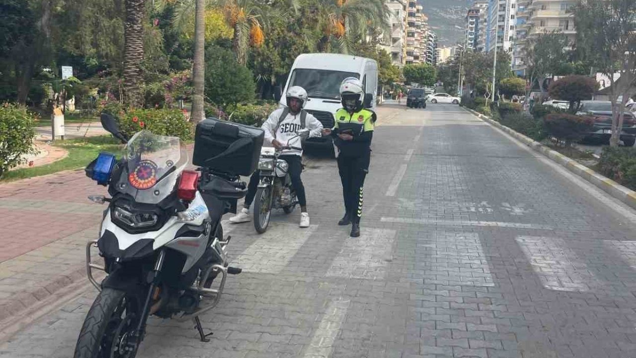 Jandarmadan şok motosiklet denetimi: 18 bin 525 motosiklet ve sürücü denetlendi