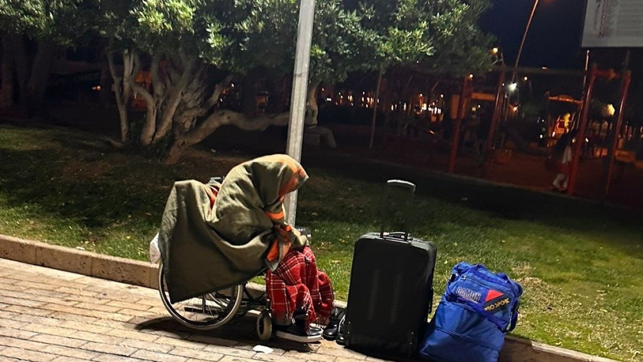 Marmaris’te 70 yaşındaki Kıbrıs gazisi saatler süren ikna çabalarının ardından aparta yerleştirildi