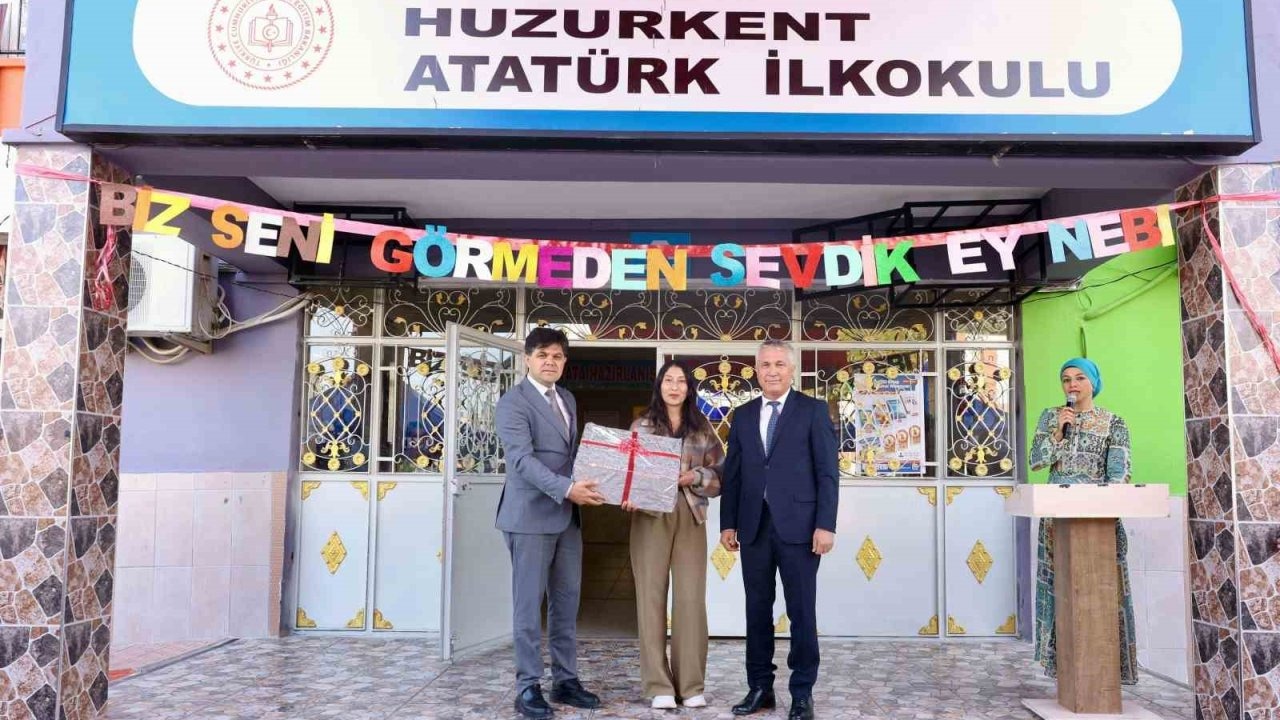 Mersin’de ’Veliler Arası Kitap Okuma Yarışması’nın ödülleri sahiplerini buldu