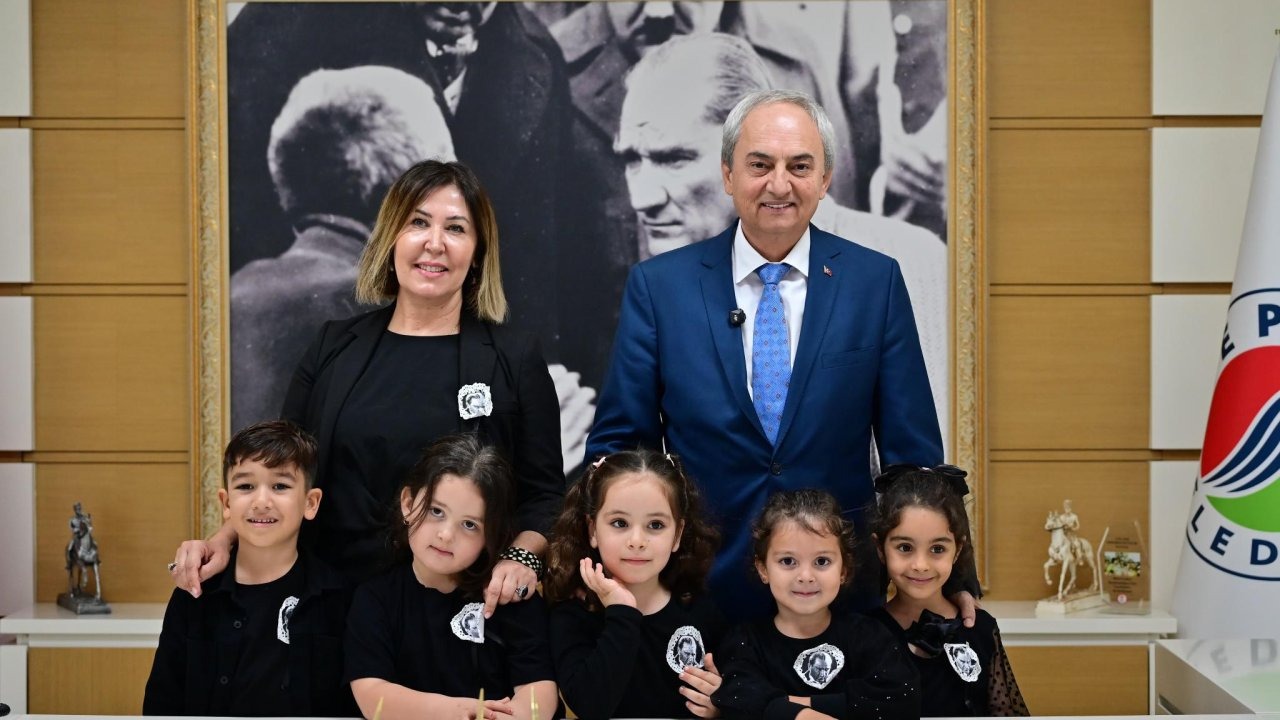 Minik öğrenciler sordu, Başkan Kocagöz Atatürk’ü anlattı