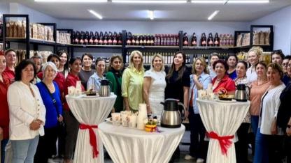 Muratpaşa'da kadın kooperatifleri üyeleri buluştu