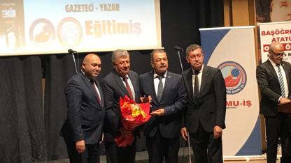 Mustafa Ali Balbay’a onur ödülü