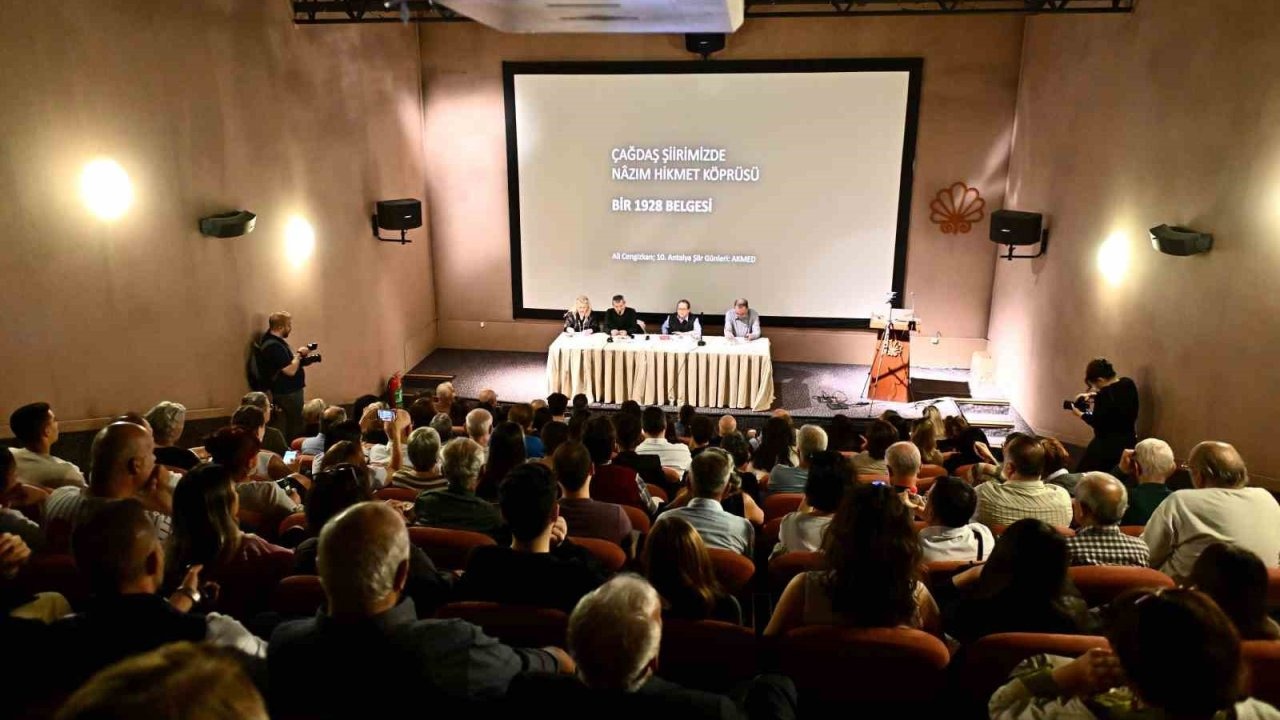 Nazım Hikmet Köprüsü Paneli Antalya’da ilgi gördü