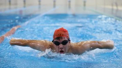 Otizmli ve down sendromlu gençler, milli takıma girmek için azimle kulaç atıyor