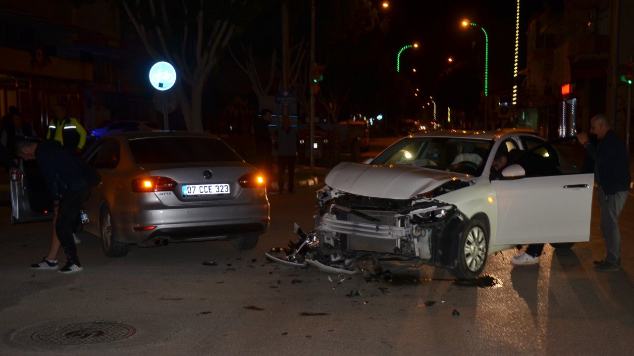 Serik&#039;te kaza: 1 yaralı