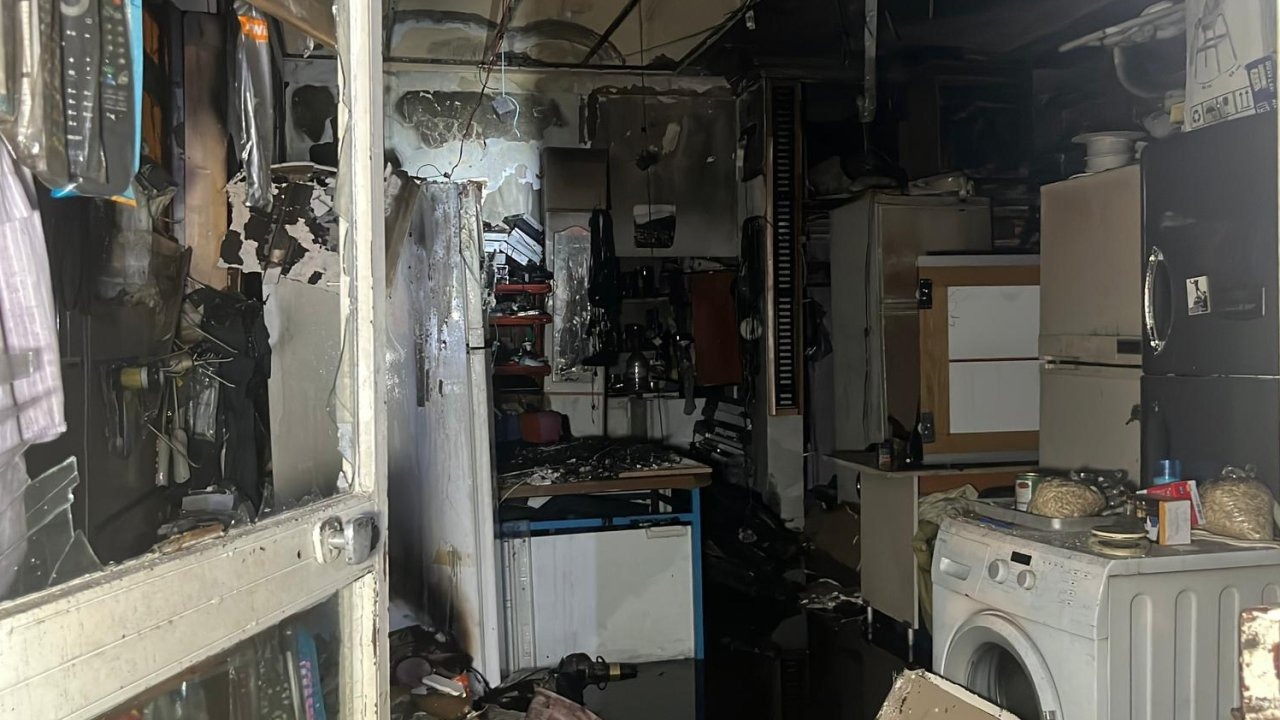 Tamirhanede yangın hasara neden oldu