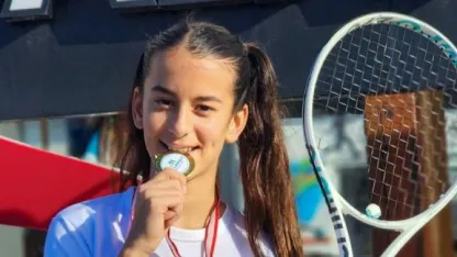 Mavi Asya Yıldırım, grup birincisi oldu