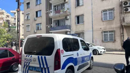 Mersin Valilliği 3 kişiyi öldüren şahsın bacağından vurularak yakalandığını bildirdi