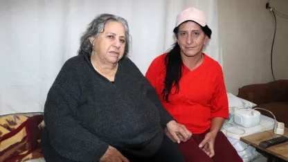 Park yapılacak alandaki gecekonduyu boşaltmaları istenen anne: İlaçlarımı bile zor alıyorum