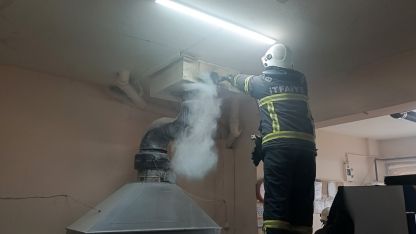 Temizlenmeyen bacadaki yangın korkuttu