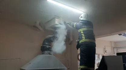 Temizlenmeyen bacadaki yangın korkuttu