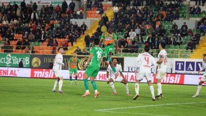Akdeniz derbisinde puanlar paylaşıldı! Alanyaspor – Antalyaspor : 0-0
