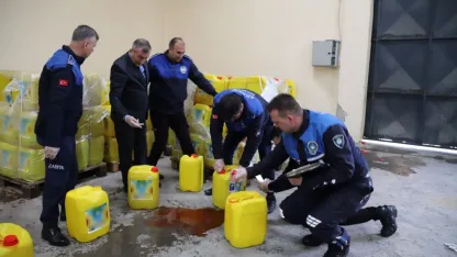 Yurt dışına yağ diye su göndereceklerdi