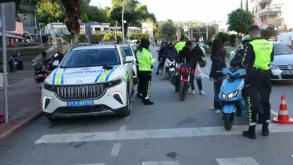 Manavgat’ta 294 motosikletliye 1 milyon liraya yakın ceza kesildi