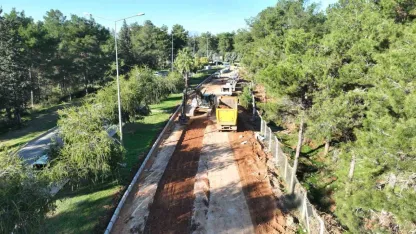 Altıntaş-Kundu Turizm Bölgesi’nde içme suyu hattı tamamlanıyor, yol yenileniyor