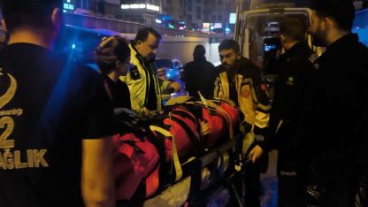 Otomobile çarpan motosiklet sürücüsü yaralandı