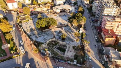 Tarsus’ta Kent Meydanı Projesi açılış için gün sayıyor