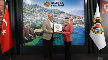 Başkan Vekili Özdemir Alanya'da