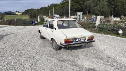 Otomobil ile çarpışan motosikletin sürücüsü yaralandı