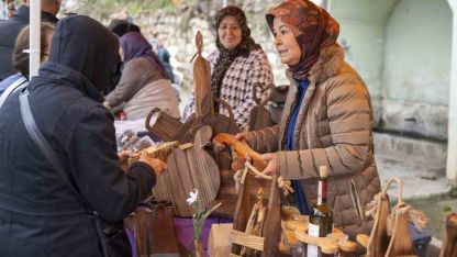 Mersin’de kırsal mahalle buluşmaları kadın emeğini Çamlıyayla’da buluşturdu