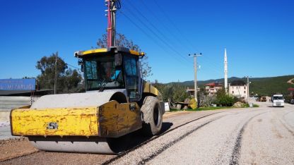 Alanya'da asfalt çalışması