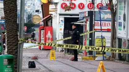 Şüpheli çantadan kişisel eşyalar çıktı