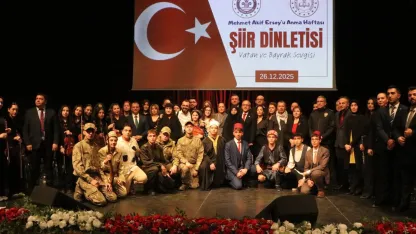 Mehmet Akif şiirleri seslendirildi