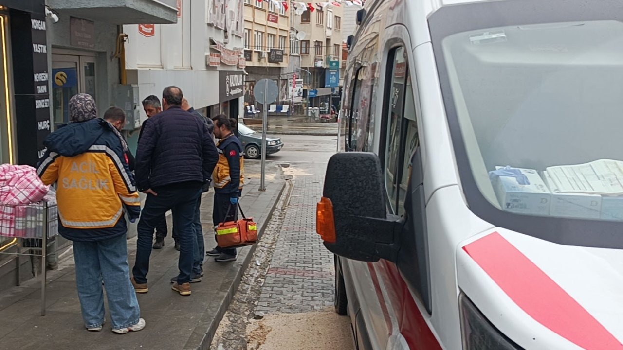 Ailesinin ulaşamadığı öğrenciyi polis uyandırdı