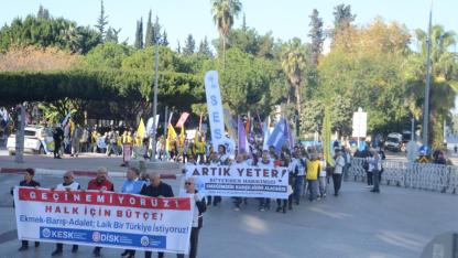 Antalya “Geçinemiyoruz” diye seslendi