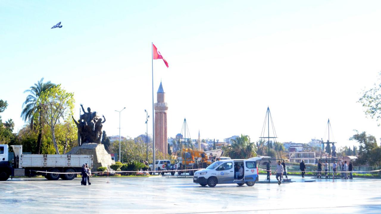 Antalya yılbaşına hazırlanıyor