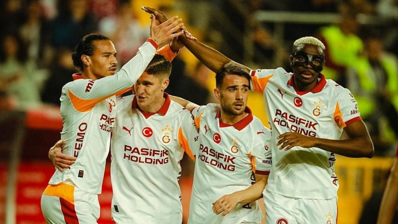 Antalya’da ilk yarı 2 gol var! Antalyaspor:0 – Galatasaray:2