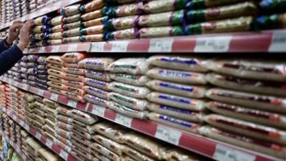 Antalya’da son tüketim tarihi değiştirilen ürünler imha edildi