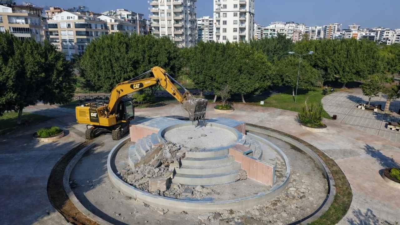 Antalya'nın ünlü semtindeki tüm parklar dönüşüyor