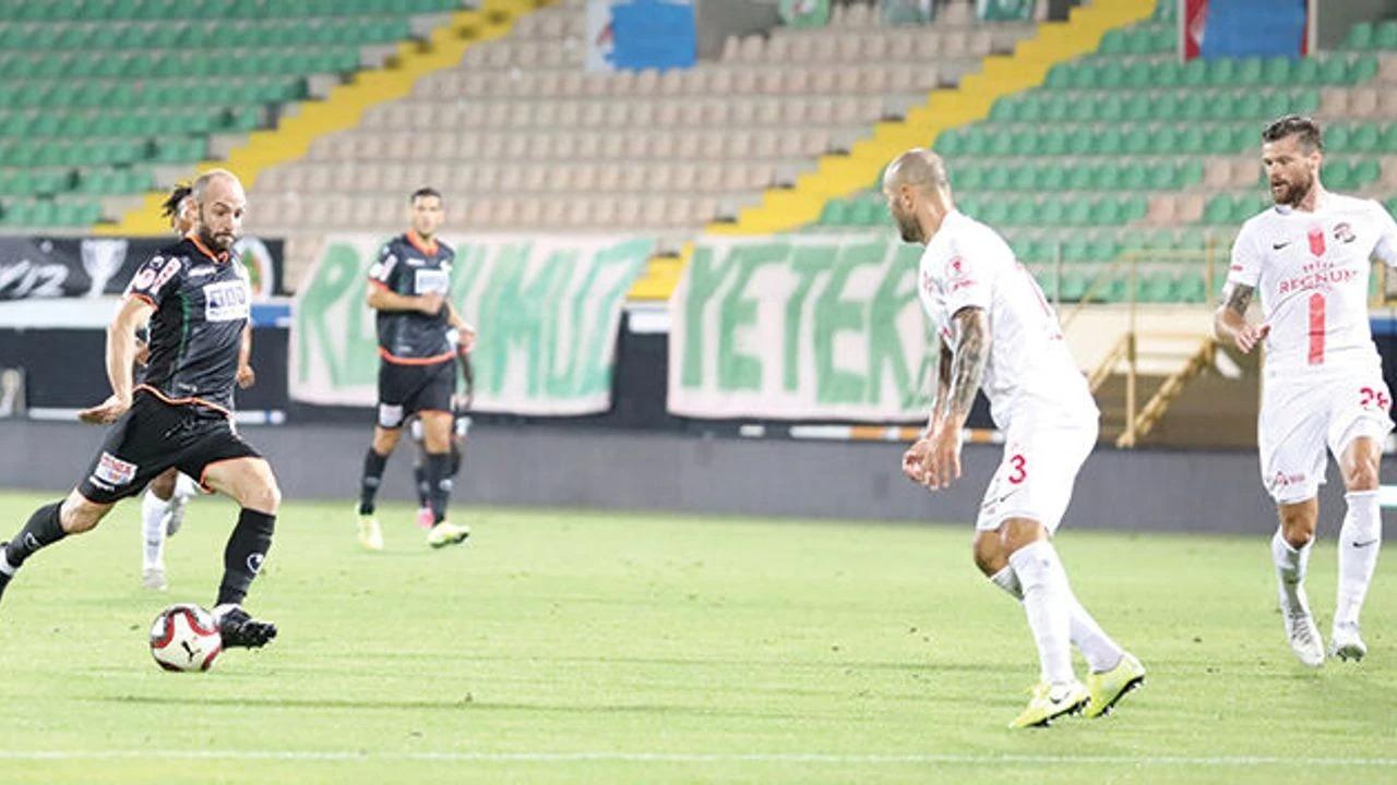 Antalyaspor ile Alanyaspor, Akdeniz derbisinde karşı karşıya geliyor