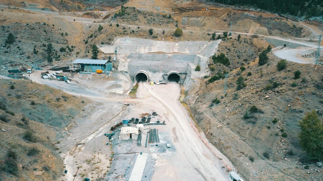 CHP’li Kaya: Çubukbeli Tüneli atıl bırakıldı!