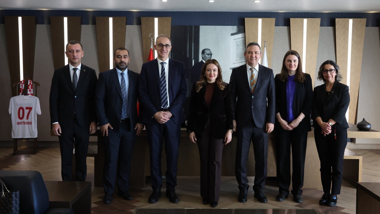 Dünya Bankası heyetinden Özdemir&#039;e ziyaret