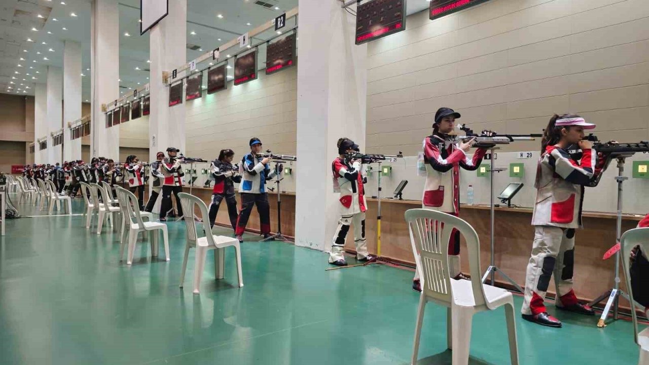 Havalı Silahlar Avrupa Şampiyonası Milli Takım Seçme Yarışmaları Mersin’de sürüyor