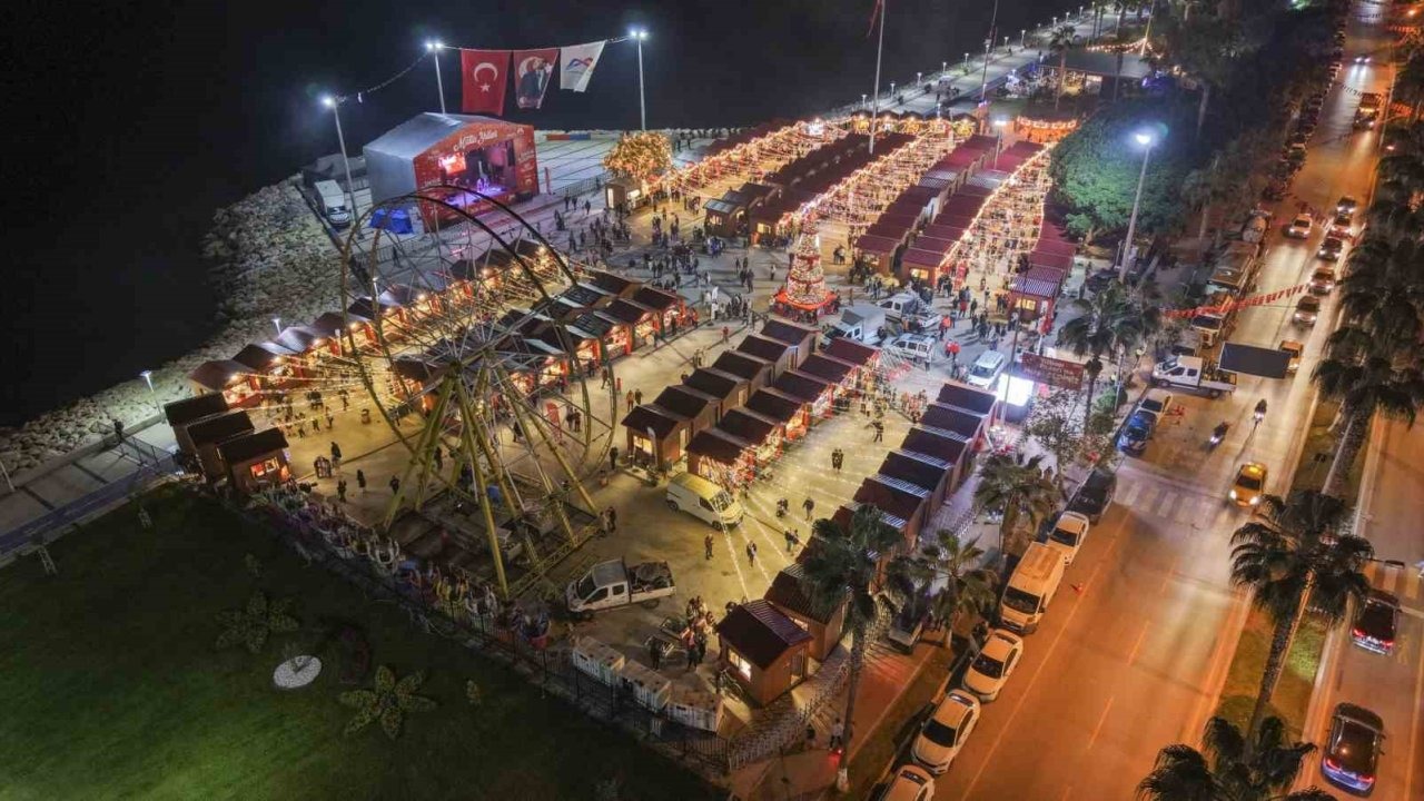 Mersin’de Yılbaşı Pazarı ışıl ışıl coşkuyla kapılarını açtı