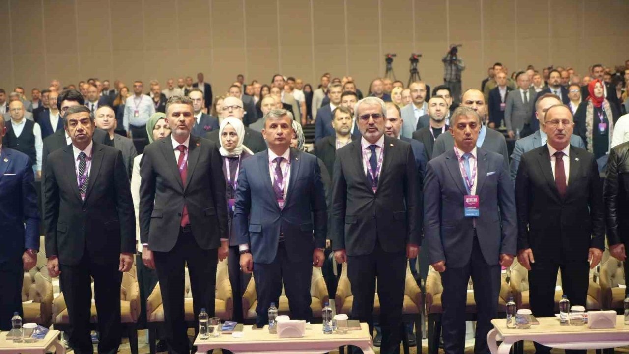 ÖZKURBİR 4. Eğitim Sempozyumu Antalya’da gerçekleştirildi