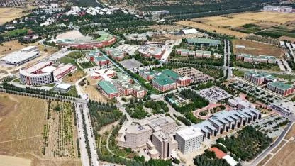 SDÜ, UI GreenMetric 2025 Sürdürülebilirlik Sıralamasında başarı elde etti