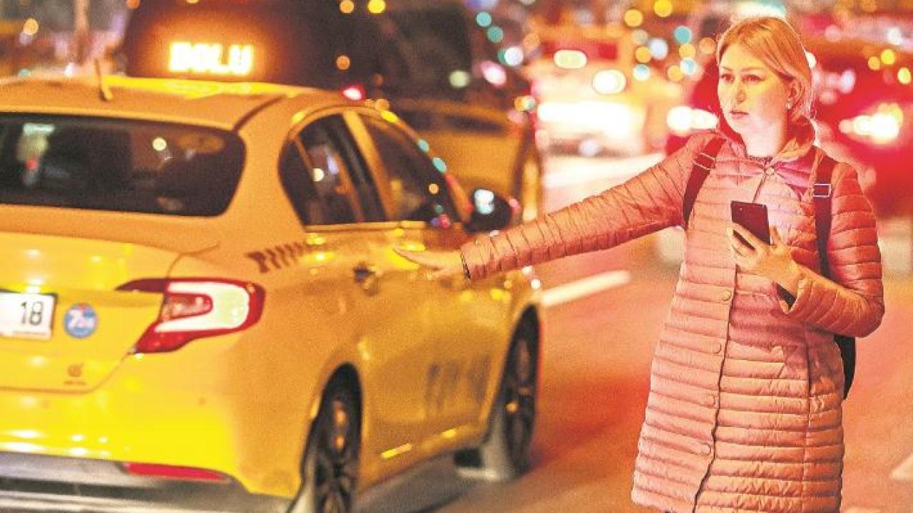 Turist şikayetleri listeyi belirledi: Taksi dolandırıcılığında Türkiye zirvede
