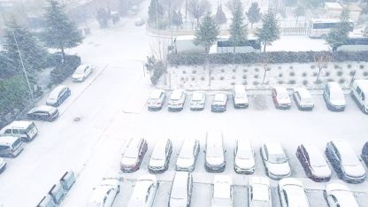 Burdur'da yeni yılın ilk gününde kar yağışı etkili oldu