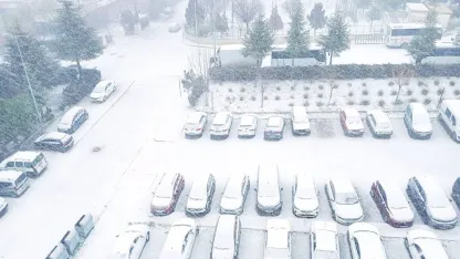 Burdur'da yeni yılın ilk gününde kar yağışı etkili oldu