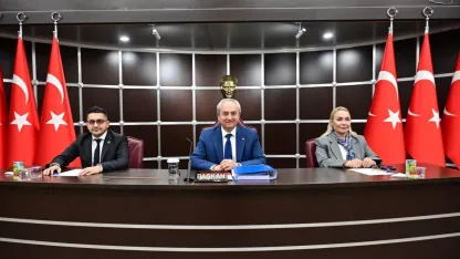 Kocagöz'den mecliste güçlü Türkiye vurgusu