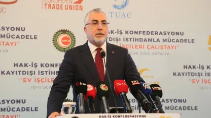 Bakan Işıkhan: Kadınları her alanda güçlendirmeye büyük önem veriyoruz