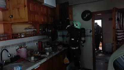 Ocakta unutulan fritöz itfaiyeyi alarma geçirdi