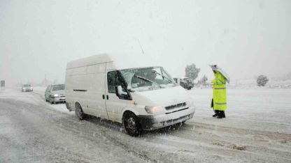 Alacabel’de kar yağışı etkisini sürdürüyor